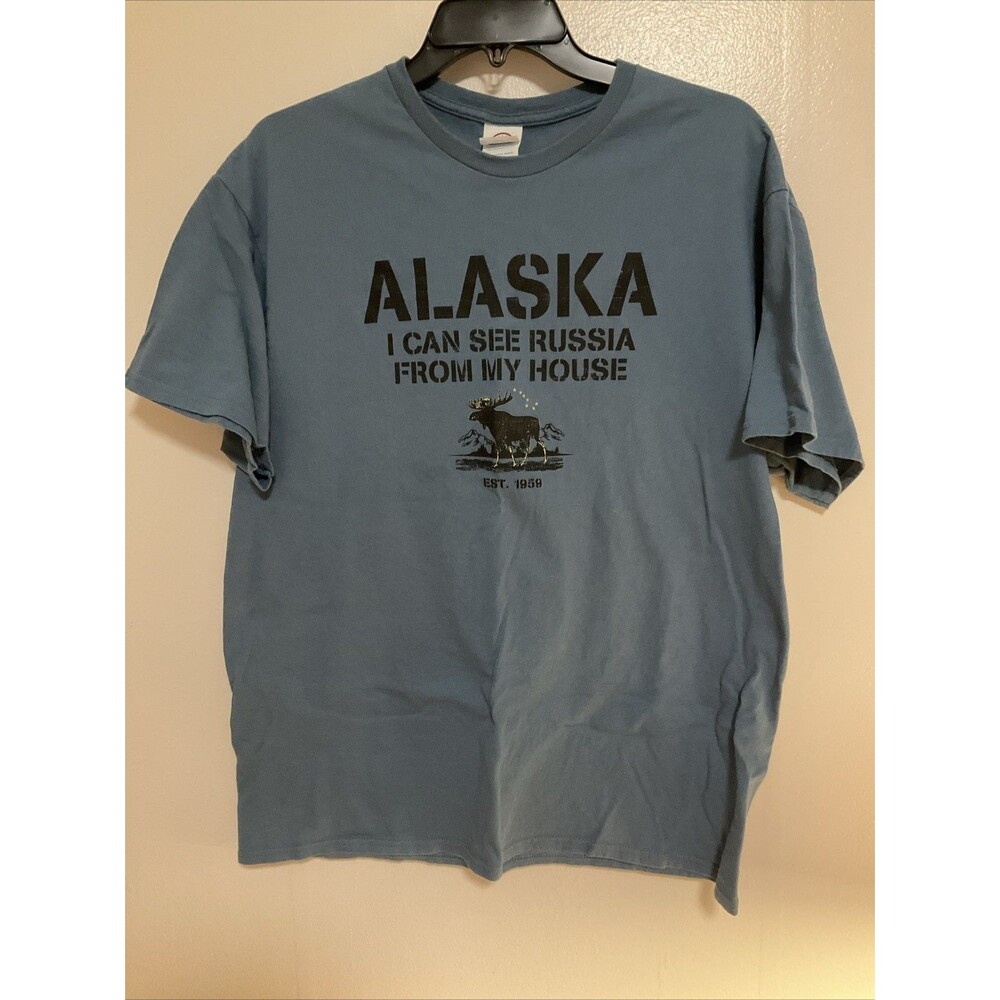 Delta Pro weight Unisex L Blue T Shirt I Can See Russia Alaska Palin Joke